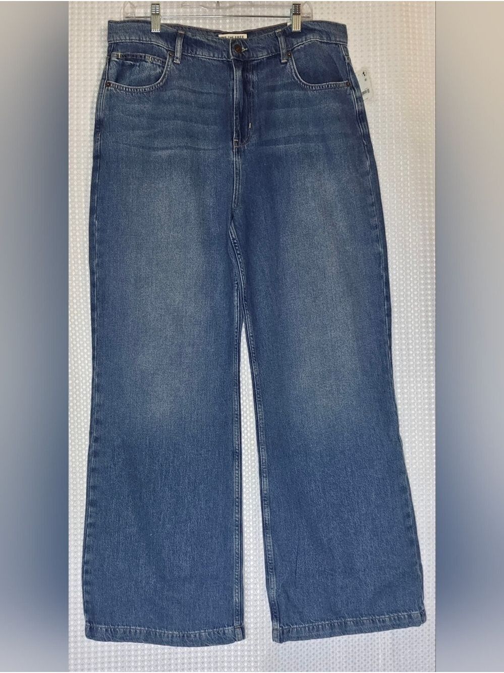 Free People Jeans 31 High Rise Wide Leg Denim Trendy Relaxed Chic NWT - Picture 10 of 11